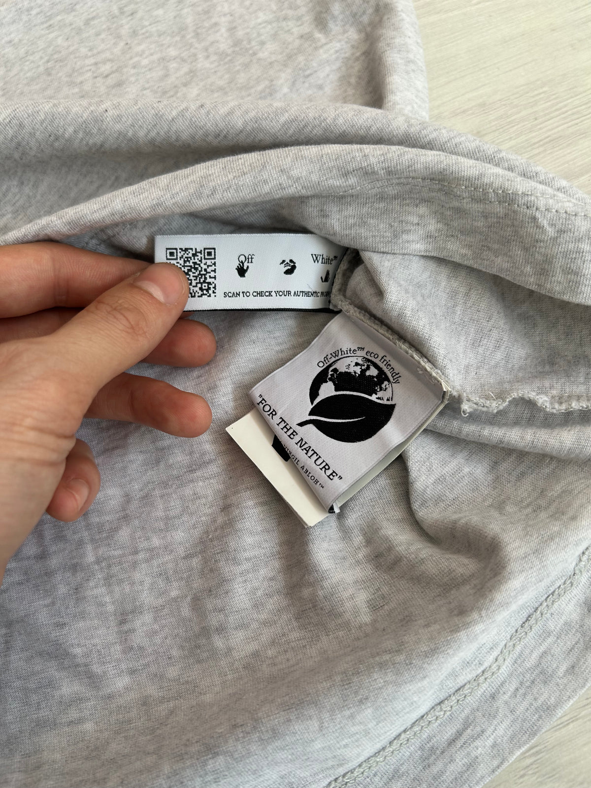 Off-White Wizard Graffiti T-Shirt - Size Medium