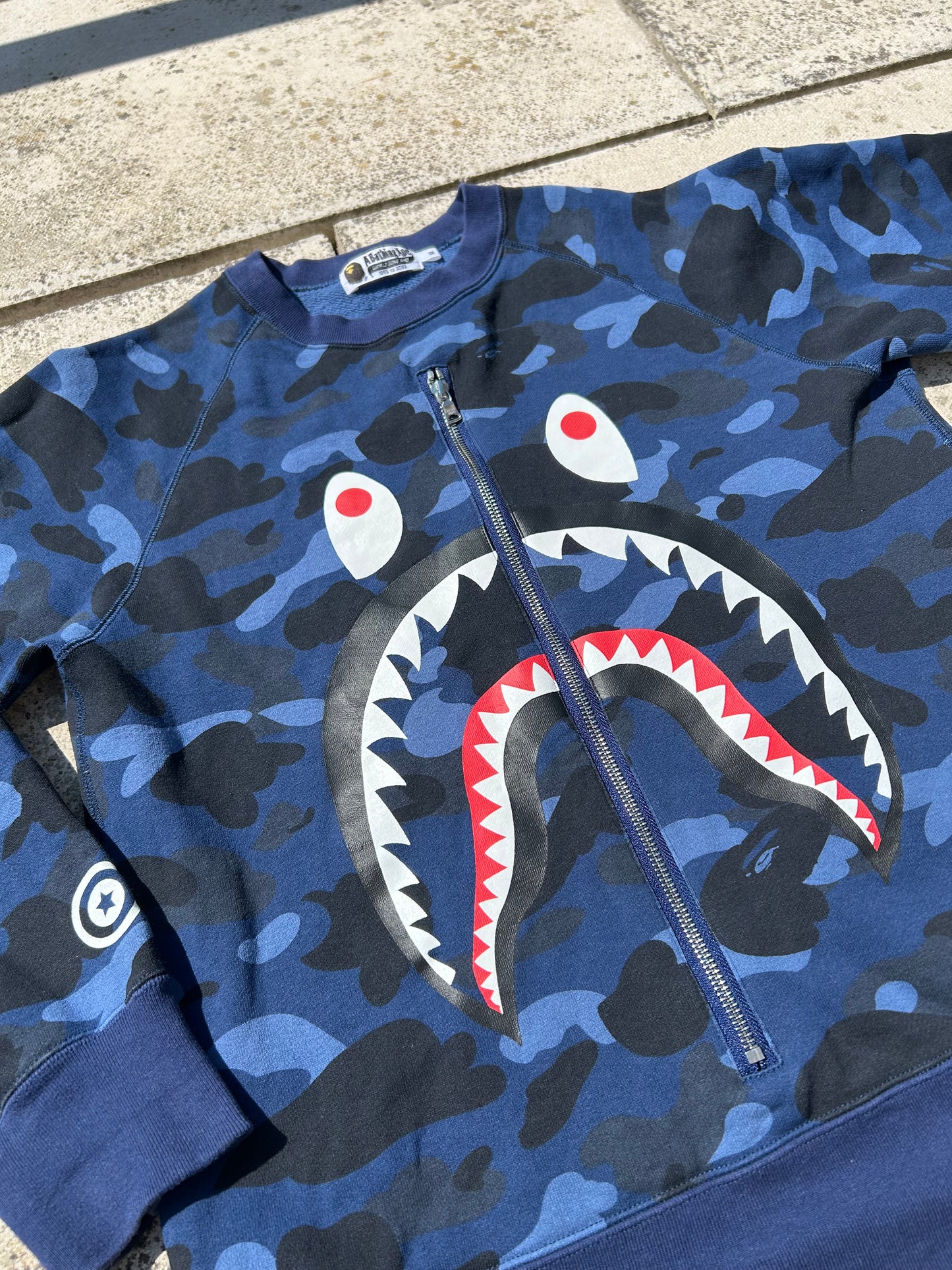 A Bathing Ape Colour Camo Shark Sweatshirt in Blue - Size Medium