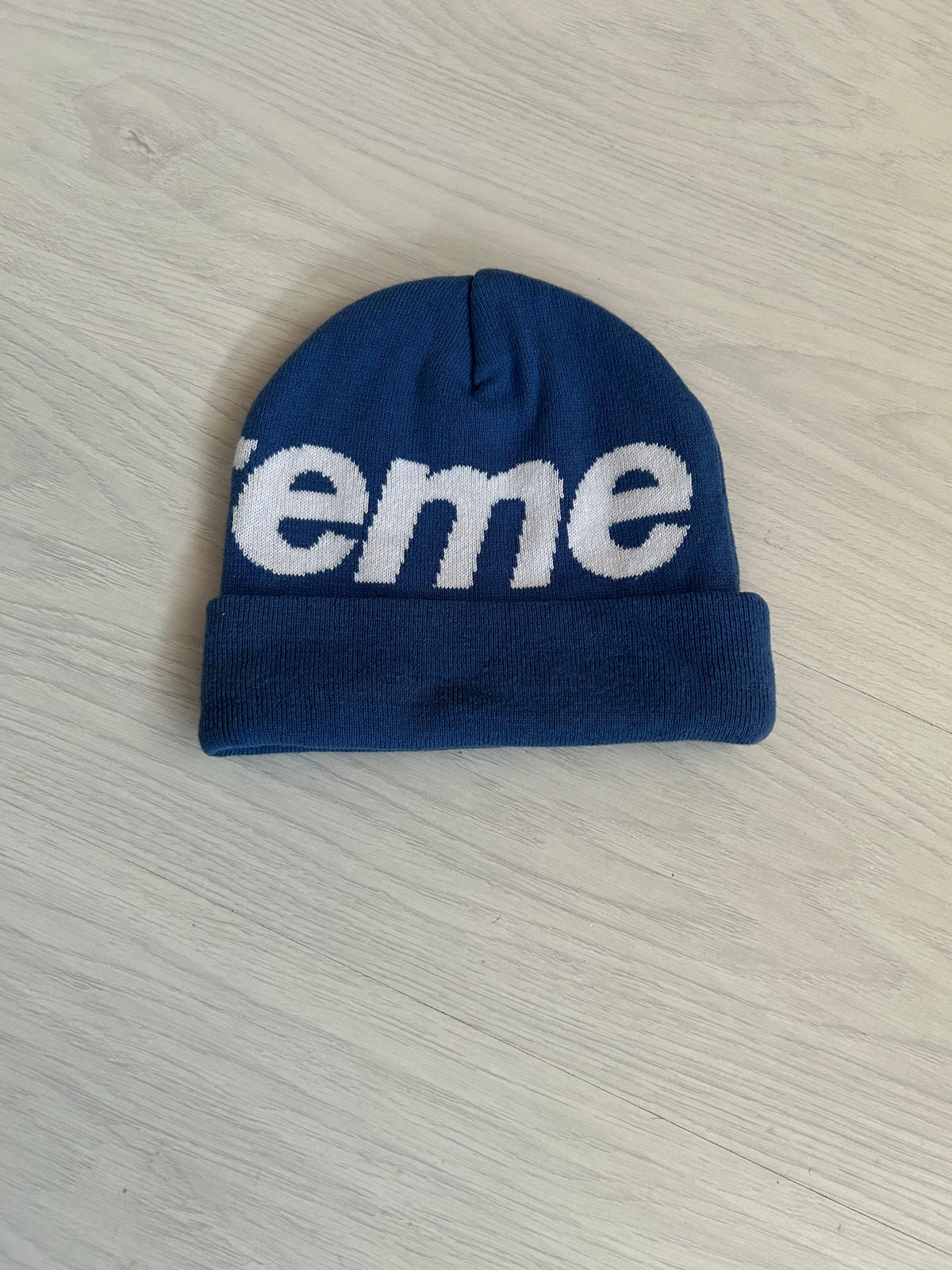 Supreme Big Logo Beanie - One Size