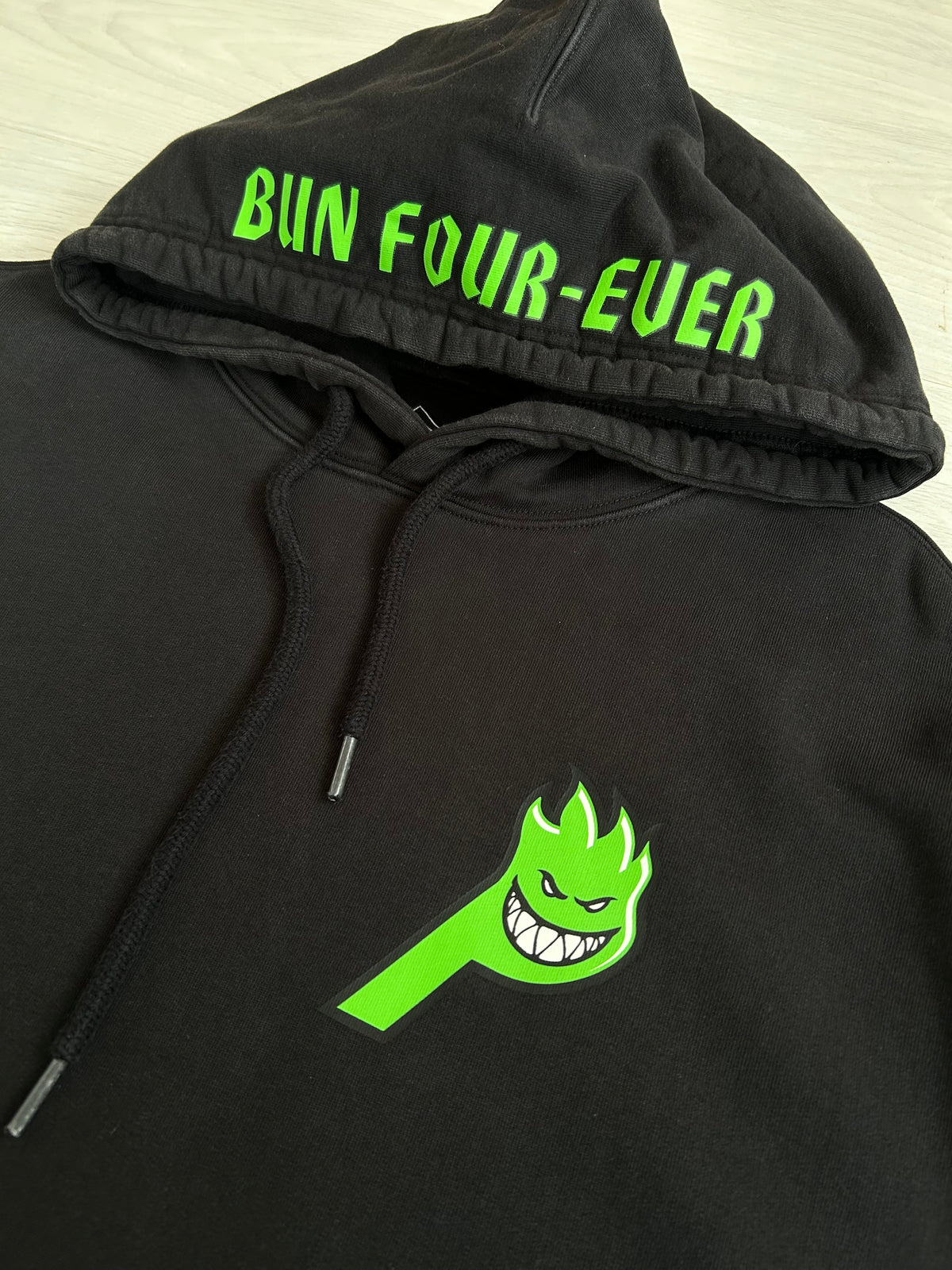 Palace X Spitfire Live to Bun Hoodie - Size XL