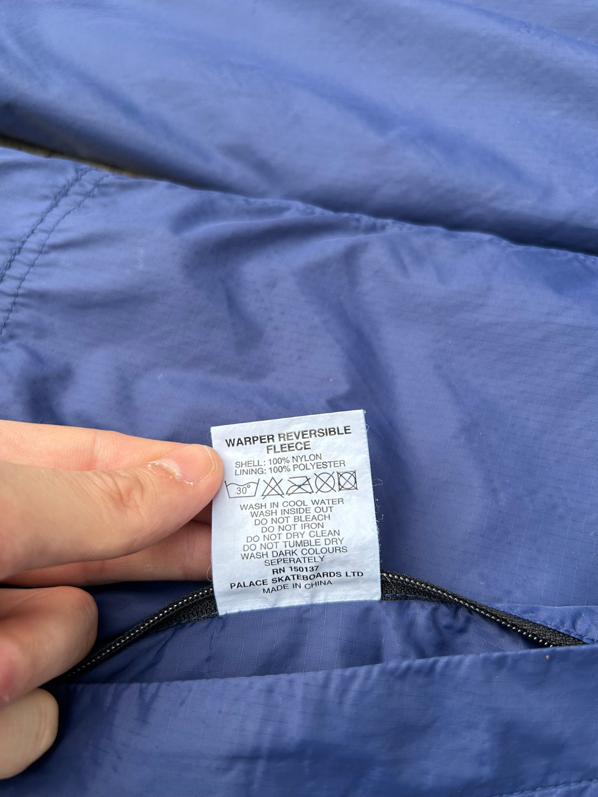 Palace Warper Reversible Fleece - Size Medium