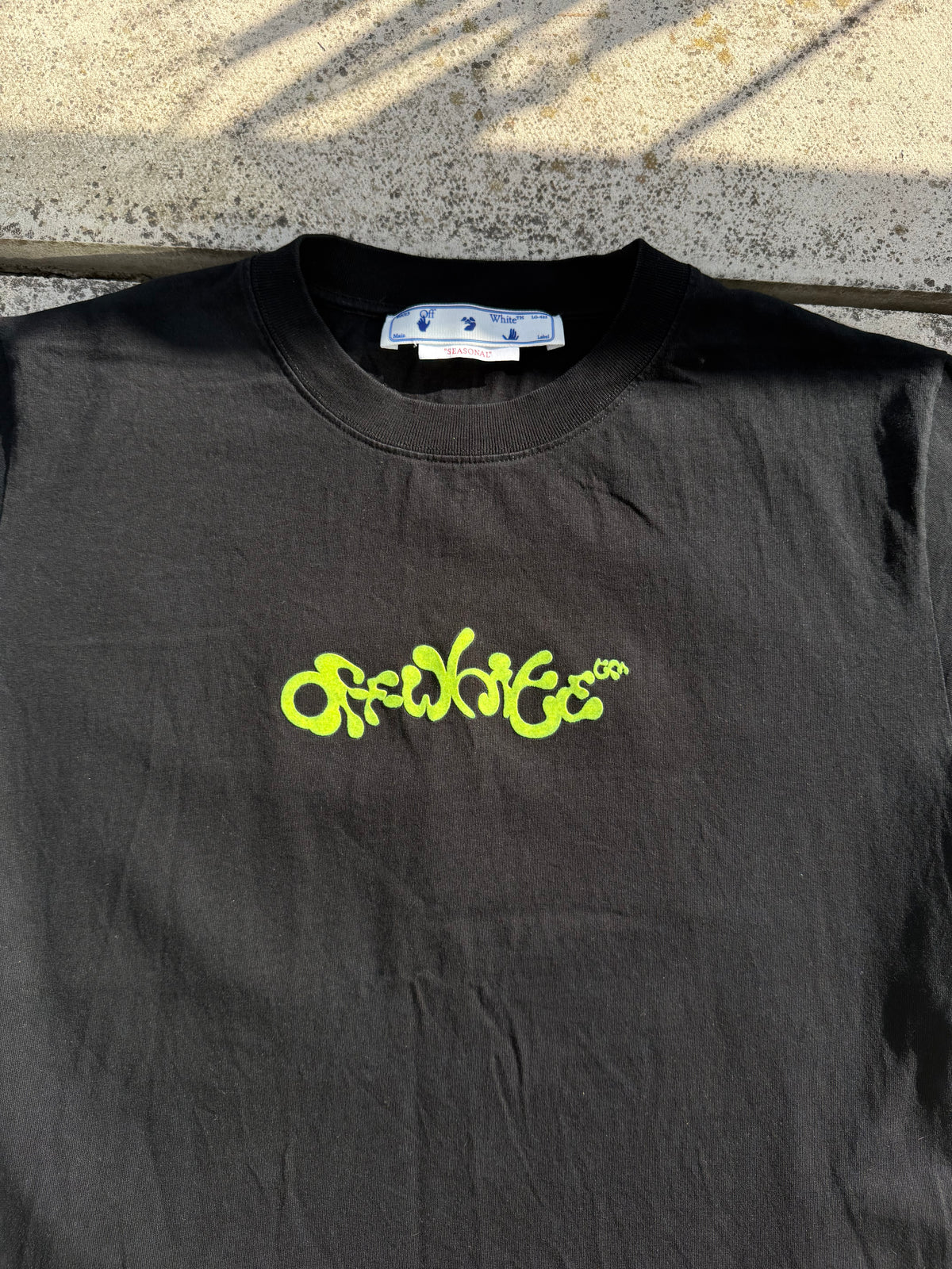 Off-White Exactly the Opposite Arrow T-Shirt - Size Large